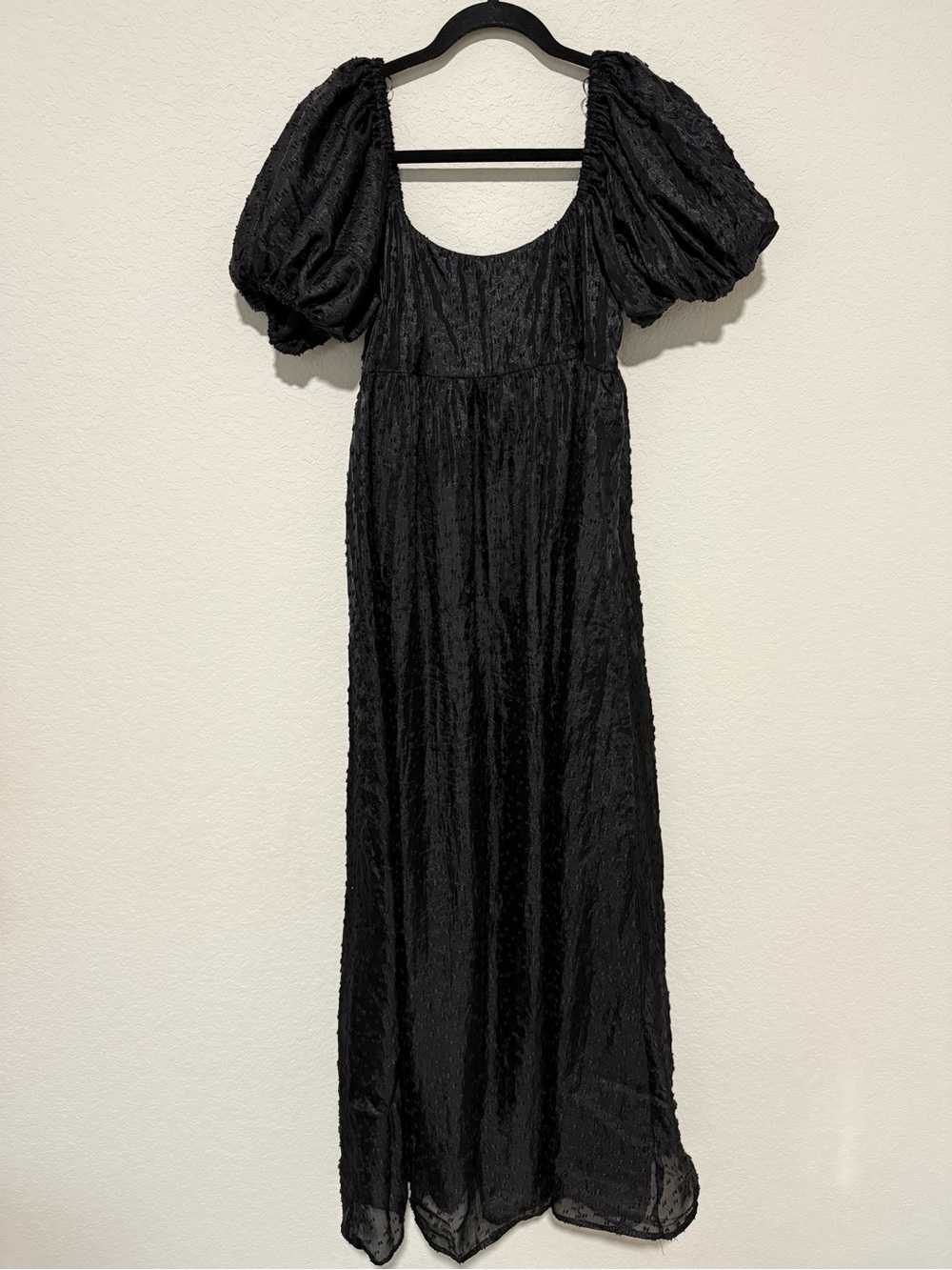 Moon River Black Puff-Sleeve Maxi Dress NWOT size S